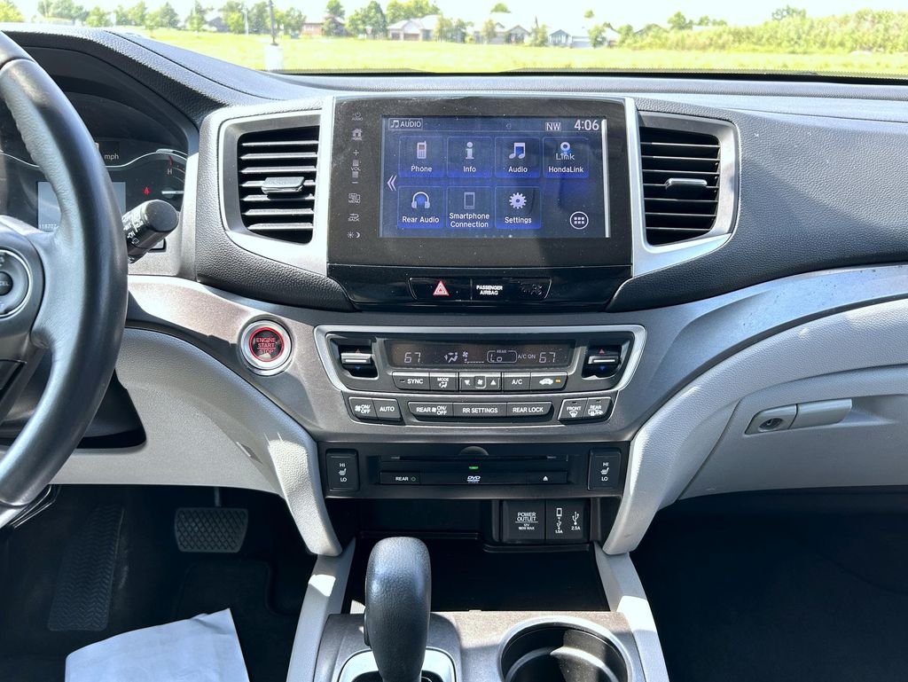 Used 2018 Blue Honda EX-L image 13