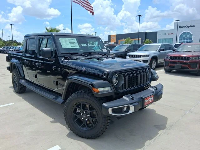 New 2026 Black Clear-Coat Exterior Paint Jeep Texas Trail image 1