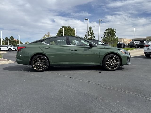 2025 Nissan Altima SR