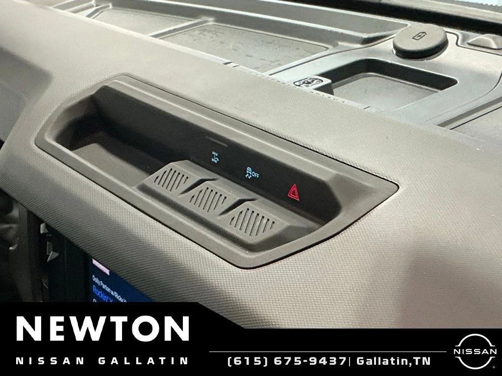 Used 2025 Azure Gray Metallic Ford Big Bend image 14