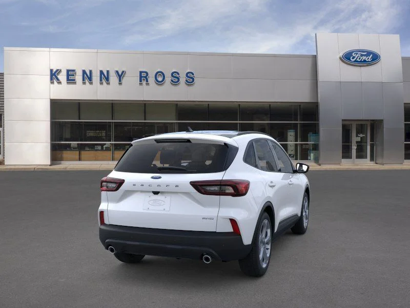 New 2026 Star White Metallic Tri-coat Ford ST-Line image 9