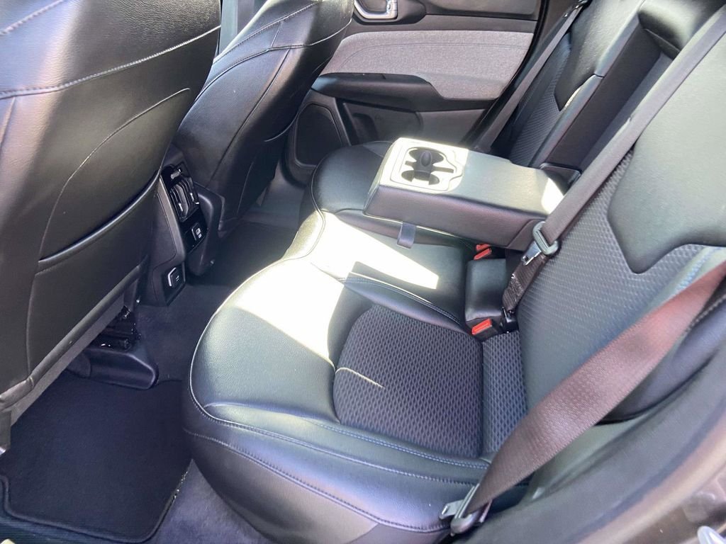 Used 2024 Gray Jeep Latitude image 15