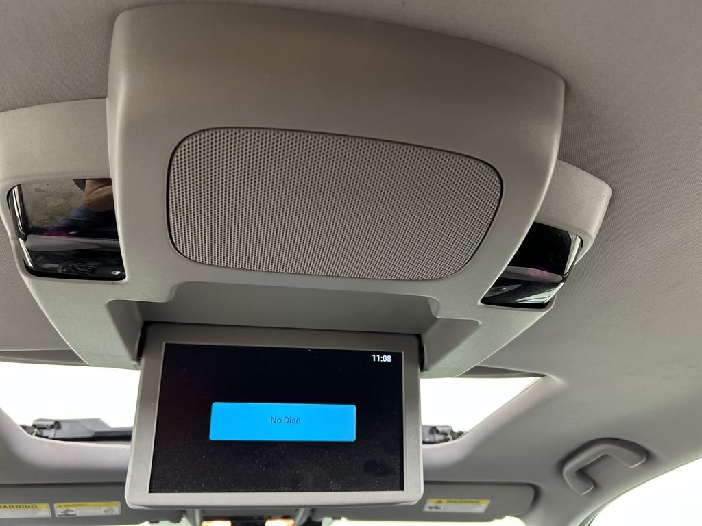 Used 2020 Silver Honda Touring image 17