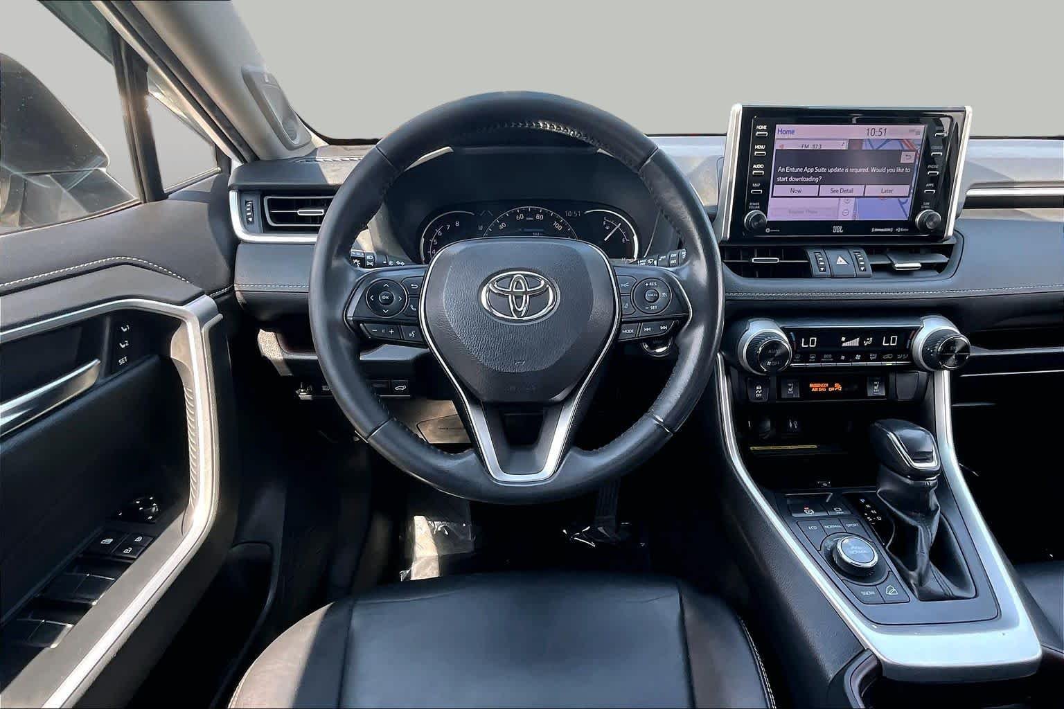 Used 2019 Blizzard Pearl Toyota Limited image 6