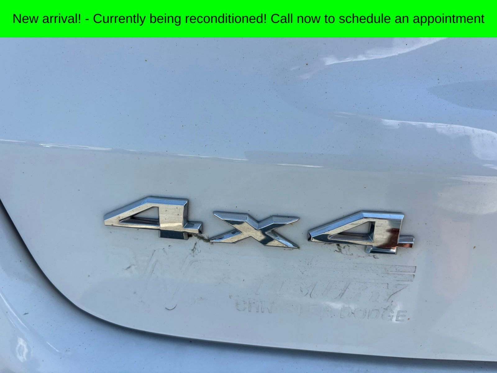 Used 2023 Bright White Clearcoat Jeep Latitude image 6