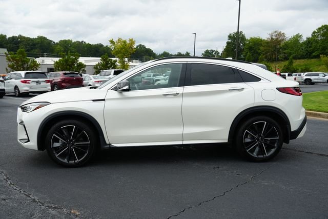 Used 2023 White INFINITI LUXE image 4