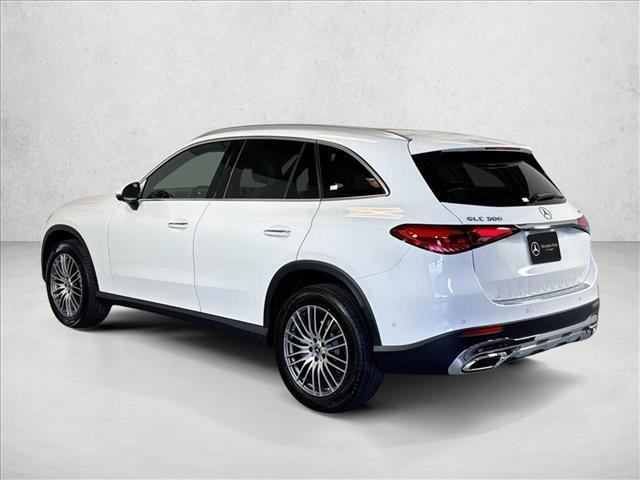 New 2026 Polar White Mercedes-Benz GLC 300 image 37