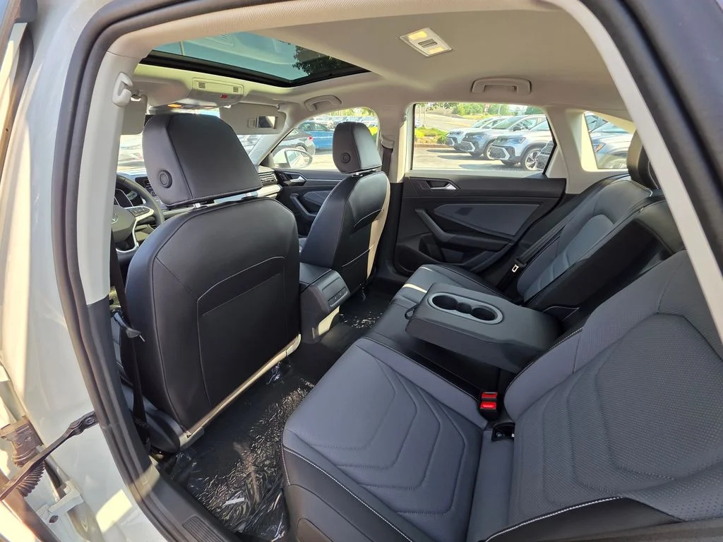 2026 Volkswagen Jetta SEL - Photo 35