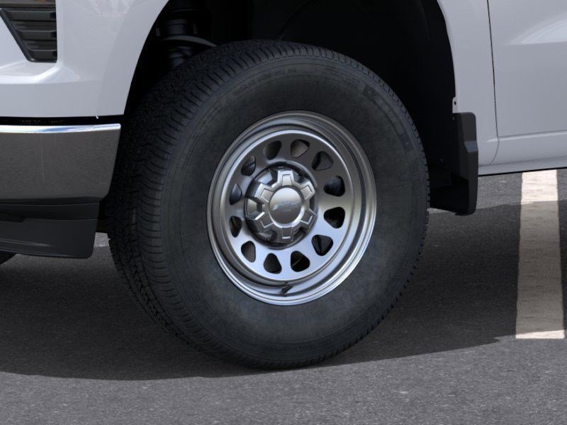 New 2026 Summit White Chevrolet WT image 9