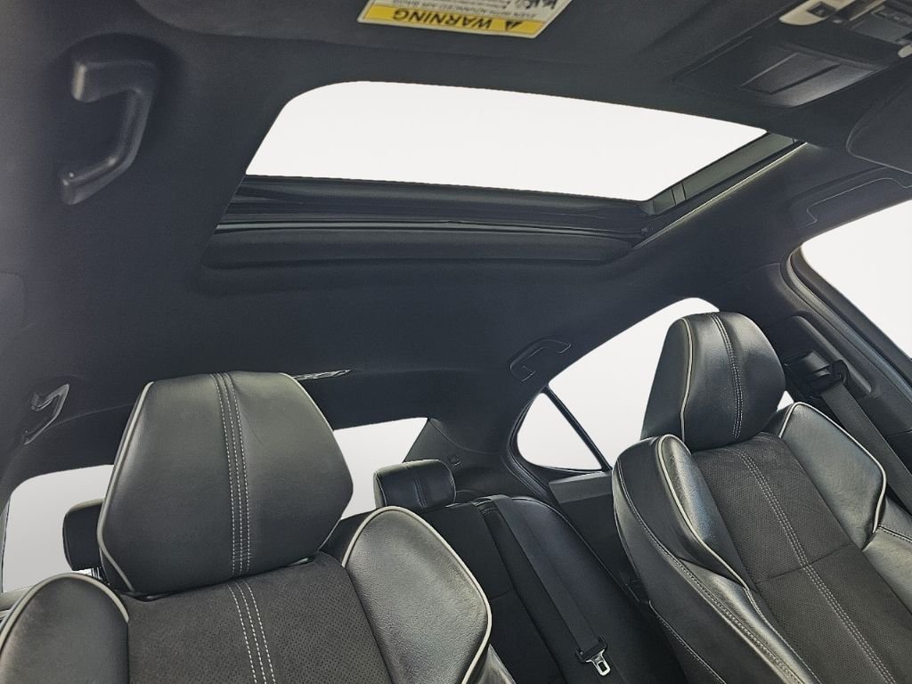Used 2019 Platinum White Pearl Acura 3.5L Technology Pkg w/A-Spec Pkg image 20