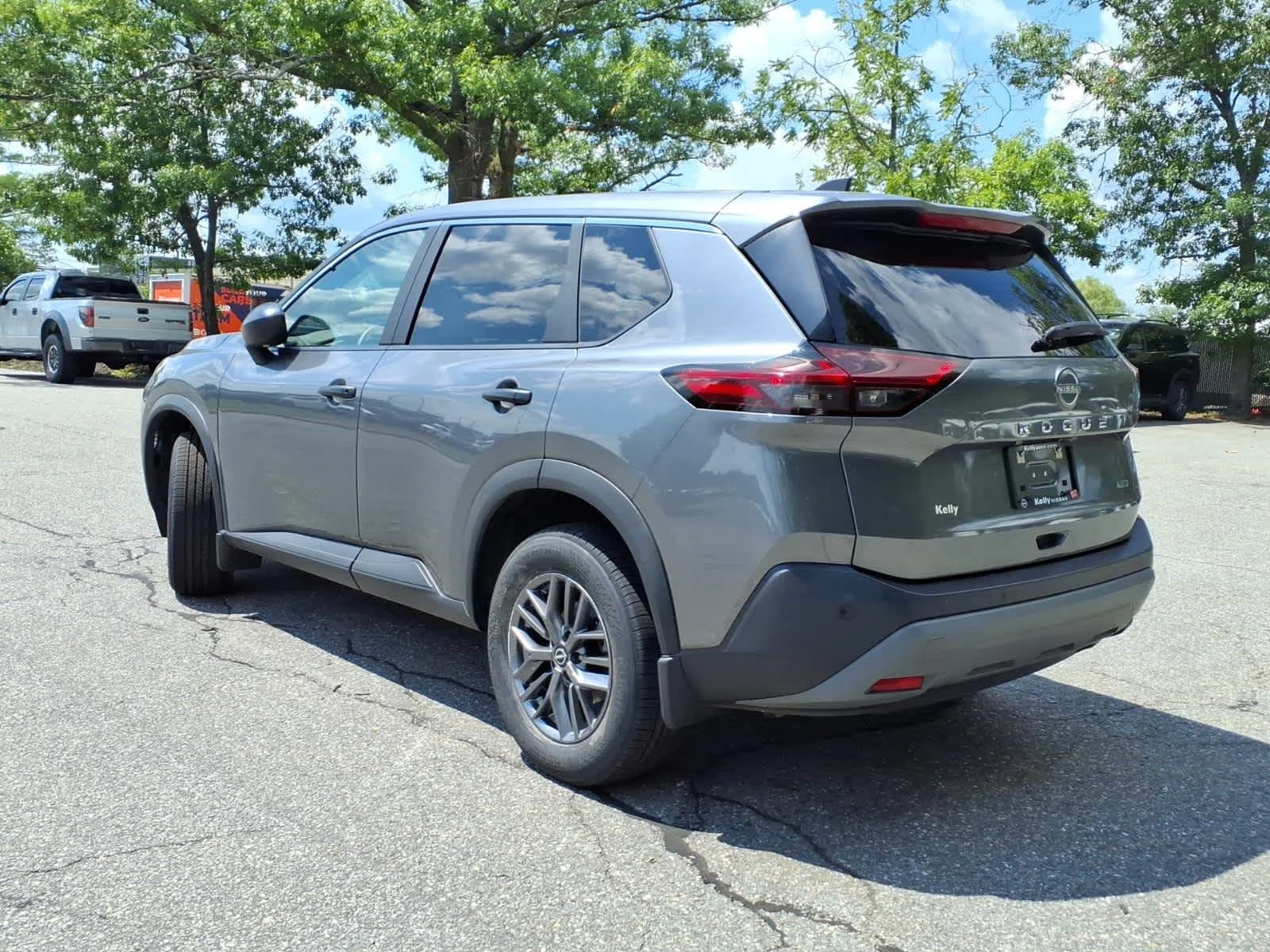 Certified Used 2023 Gun Metallic Nissan S image 7