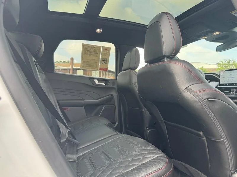 Used 2024 Star White Ford ST-Line Elite image 12