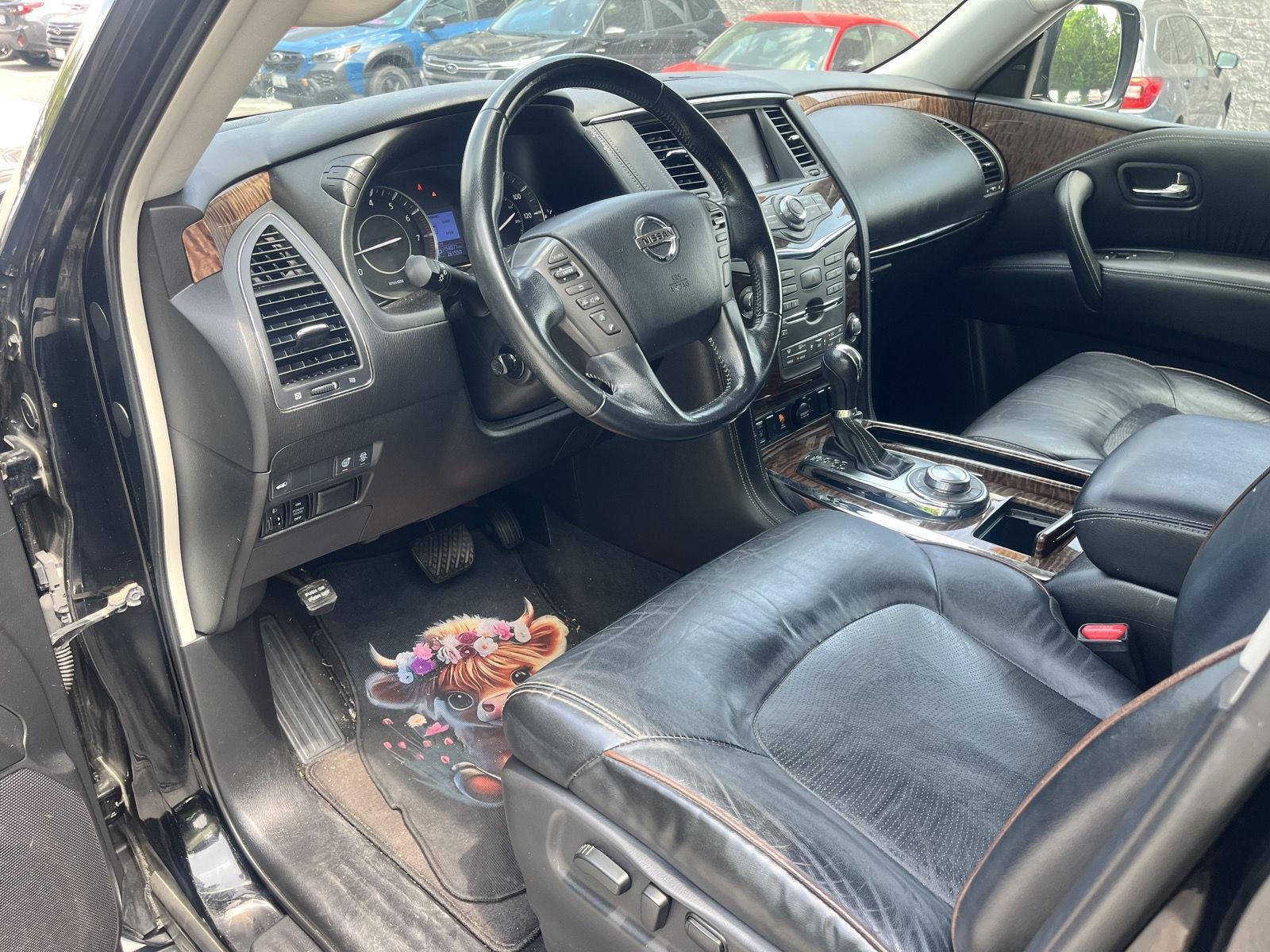 Used 2019 Super Black Nissan SL image 11