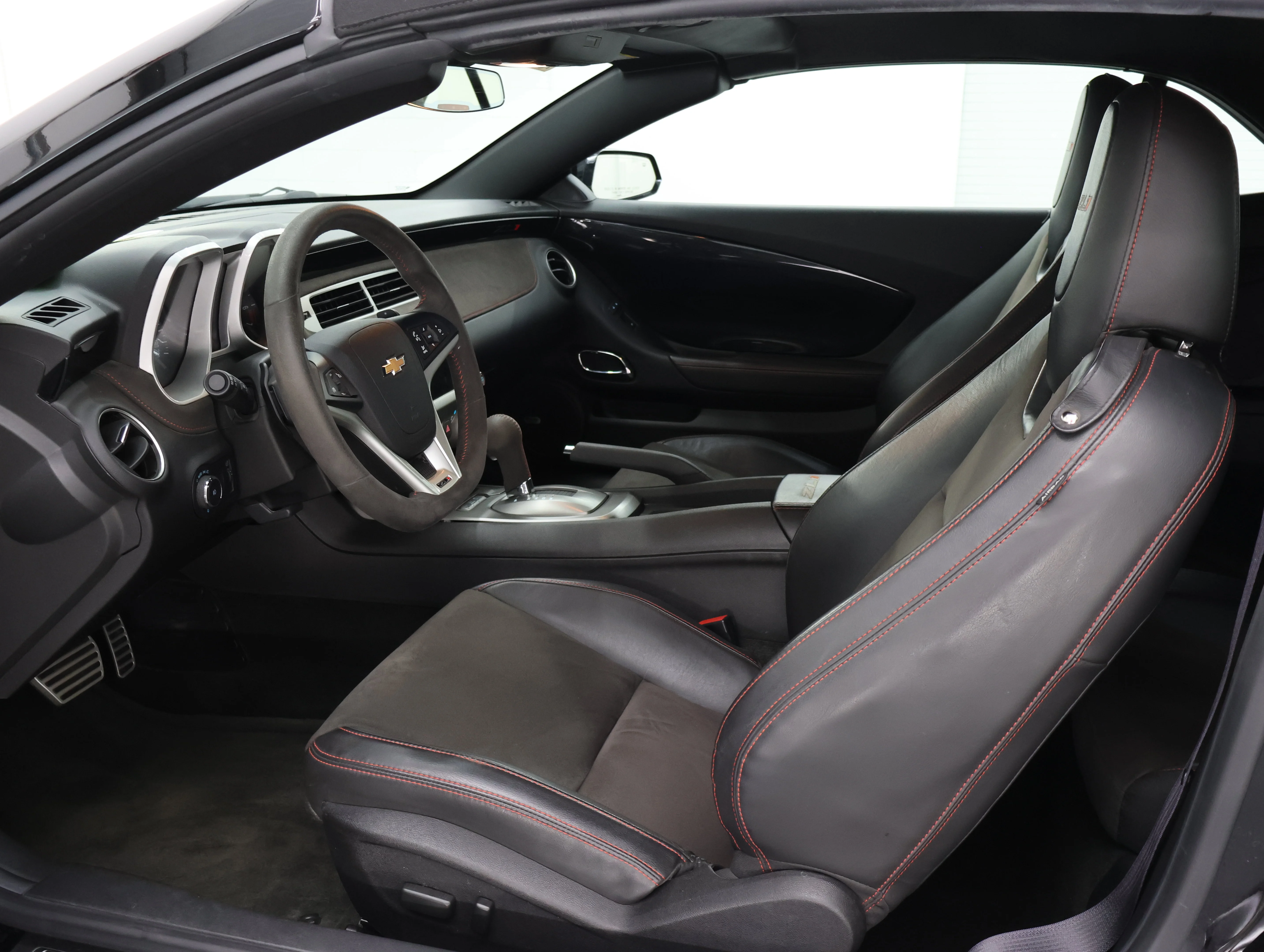 Used 2015 Black Chevrolet ZL1 image 8