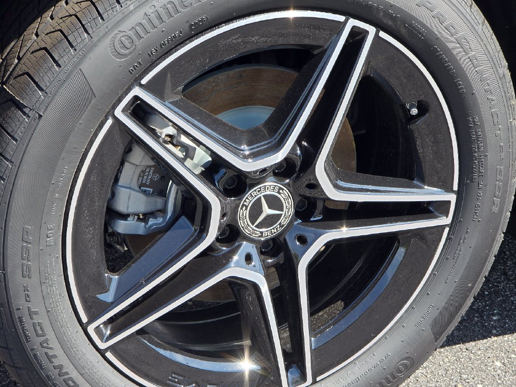New 2026 Mountain Grey Metallic Mercedes-Benz GLA 250 image 18