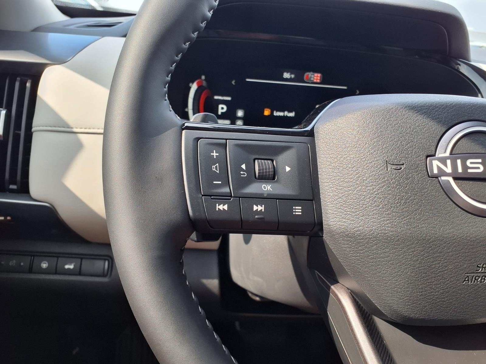2026 Nissan Pathfinder SL White at Robbins Nissan