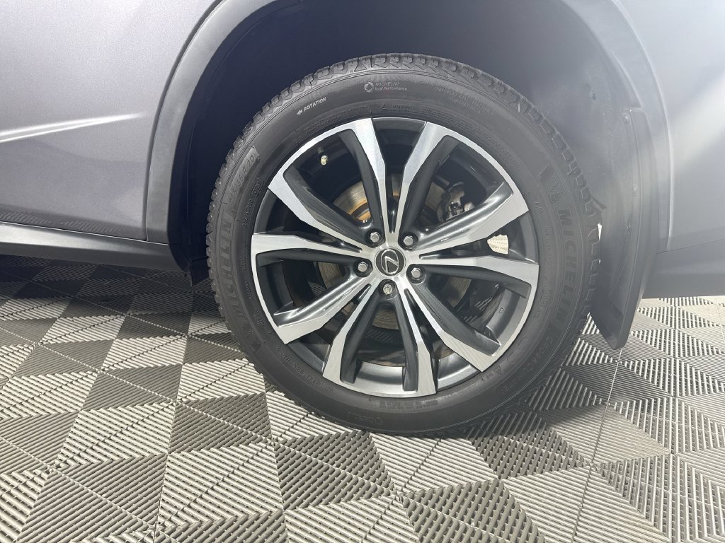 Used 2022 Gray Lexus 350 image 28