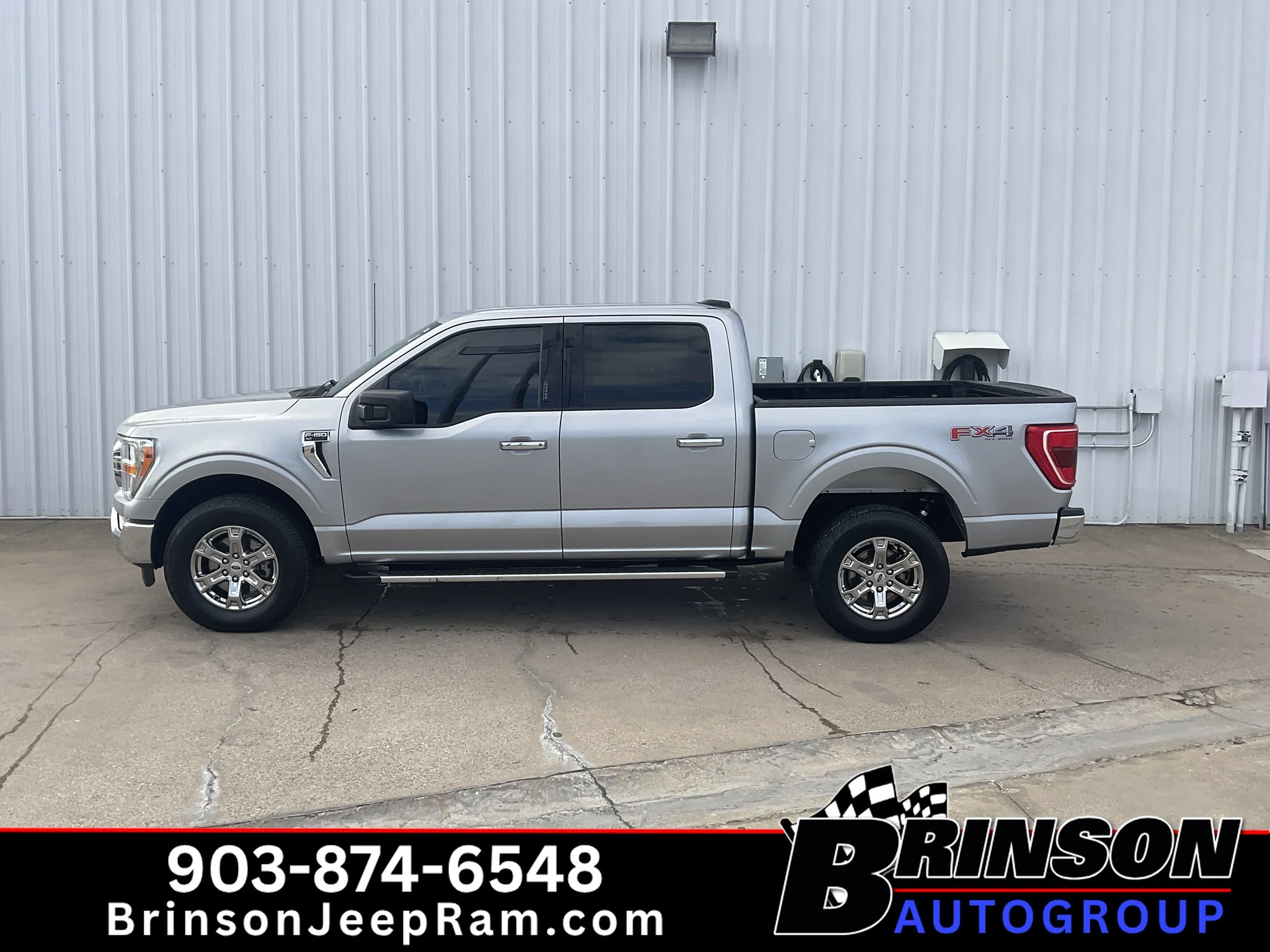 Used 2023 Iconic Silver Metallic Ford XLT image 4