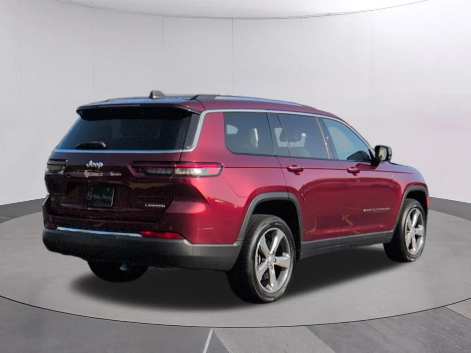 Used 2021 Velvet Red Pearlcoat Jeep Limited image 7