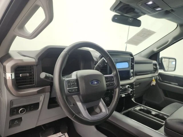 Used 2025 White Ford XLT image 46