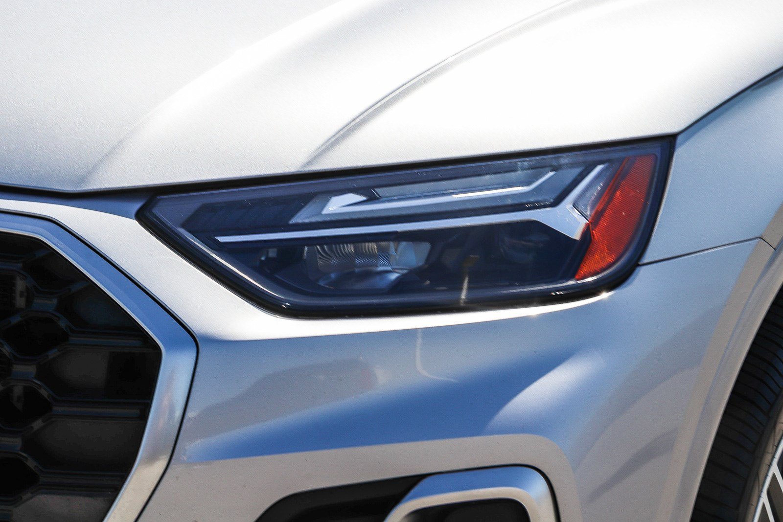 Used 2022 Florett Silver Metallic Audi S line Premium Plus image 10