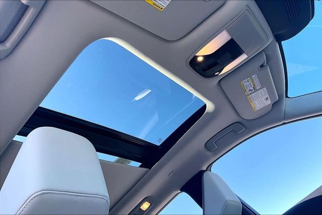 New 2027 WARM TITANIUM INFINITI LUXE image 22