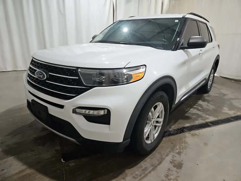 2021 Ford Explorer XLT 4WD's photo