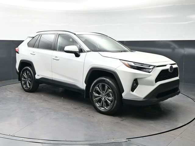 2024 Toyota RAV4 Hybrid XLE Premium