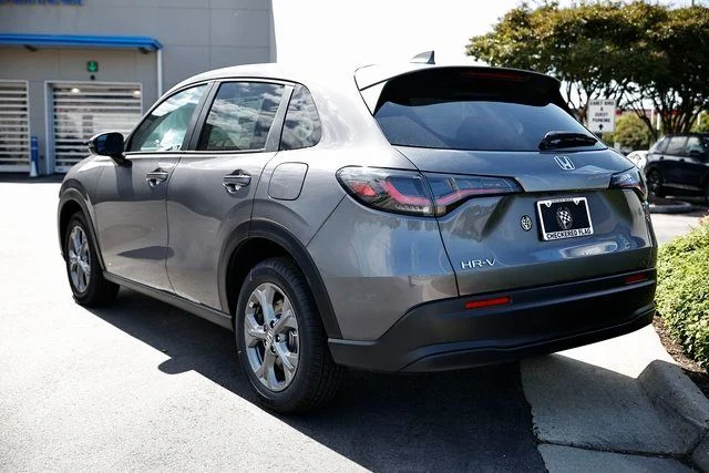 New 2027 Modern Steel Metallic Honda LX image 8
