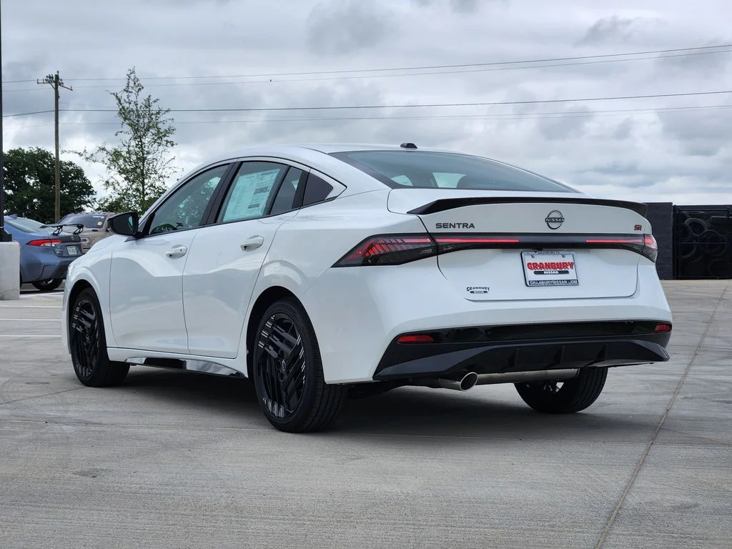 New 2026 Aspen White TriCoat Nissan SR image 4
