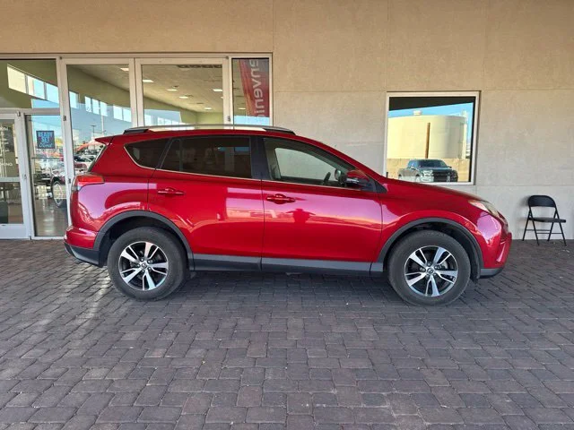 Used 2016 Barcelona Red Metallic Toyota XLE image 5