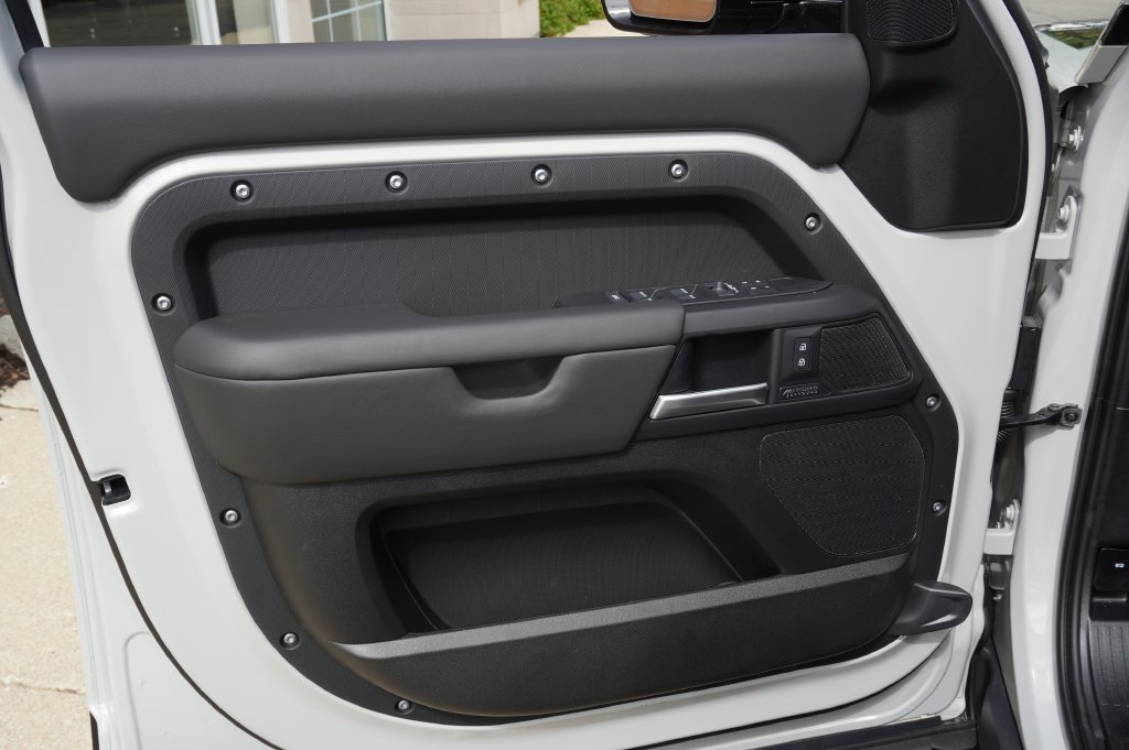New 2026 Borasco Grey Land Rover X-Dynamic SE image 10