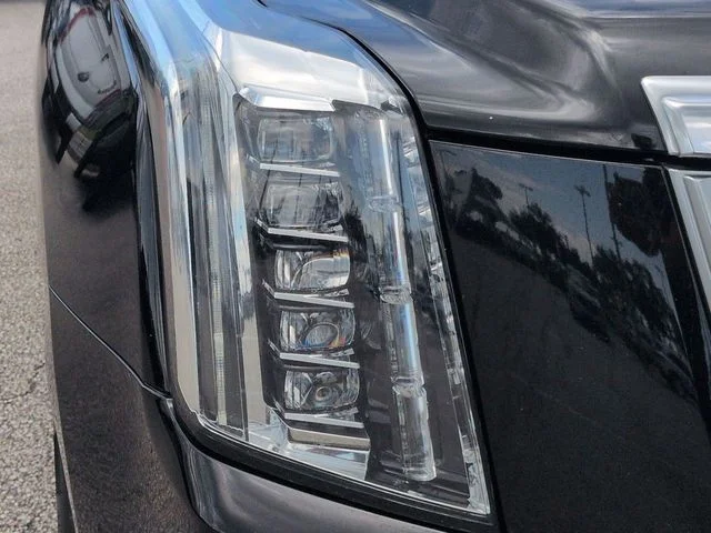 Used 2019 Black Raven Cadillac Luxury image 10