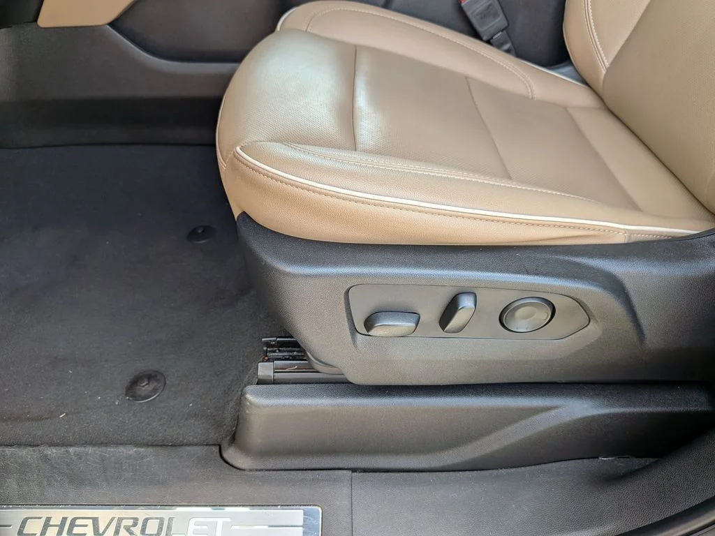 Used 2024 Black Chevrolet Premier image 11