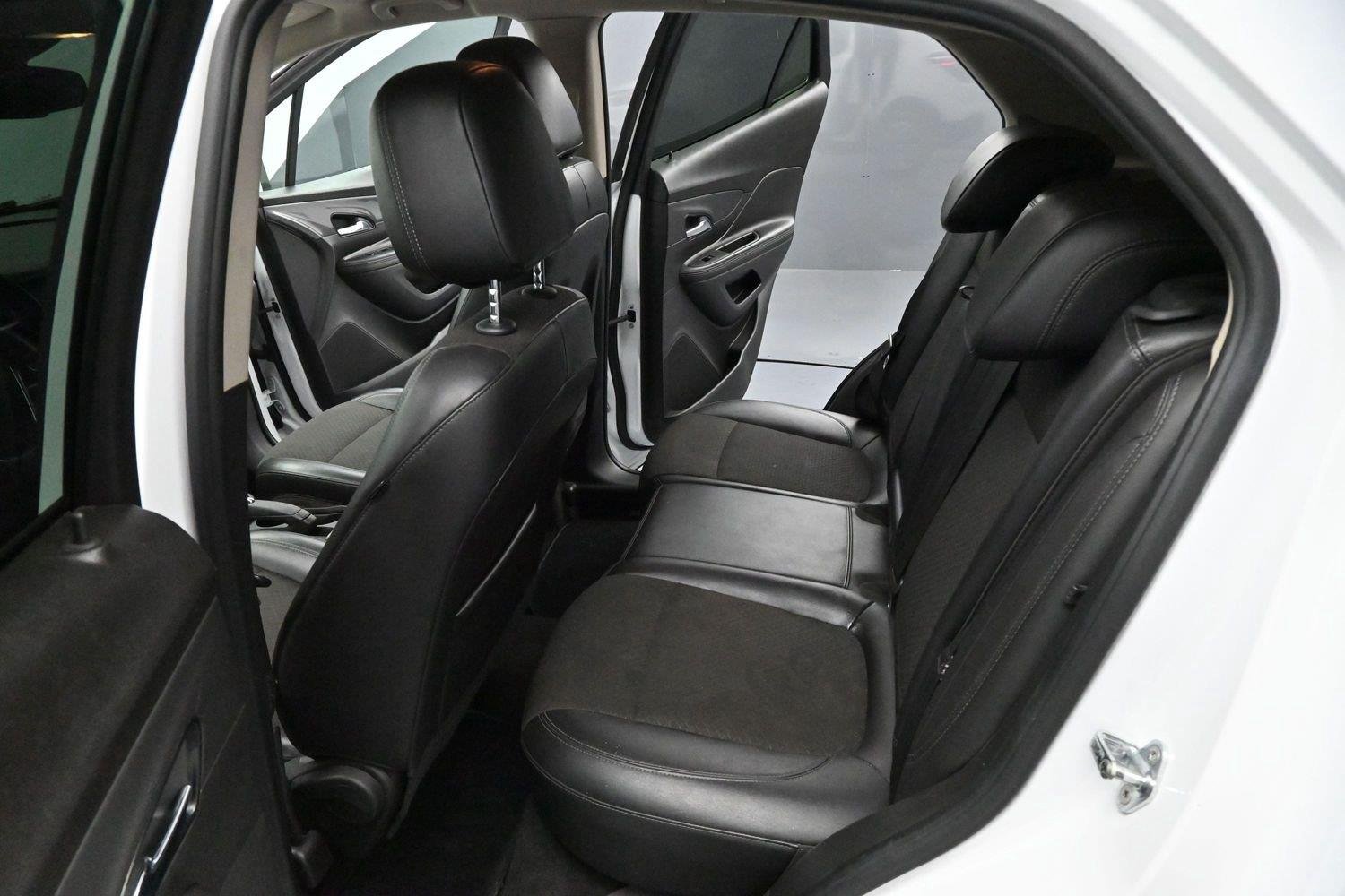 Used 2021 Summit White Buick Preferred image 26