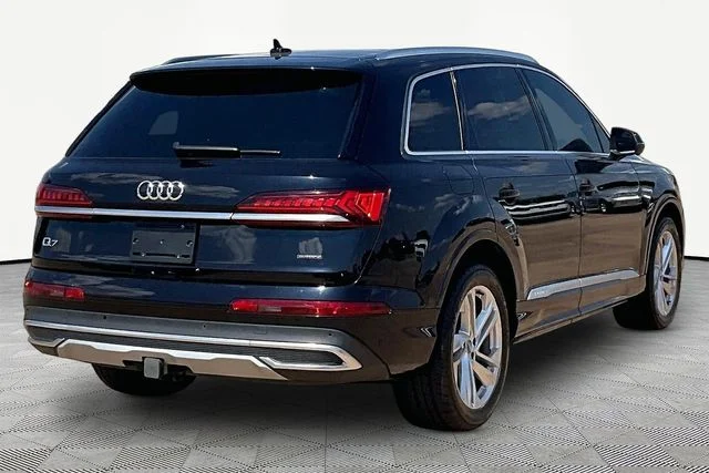 Used 2020 Black Audi 55 Premium Plus image 2