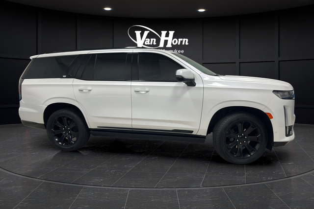 Used 2021 Crystal White Tricoat Cadillac Sport Platinum image 8
