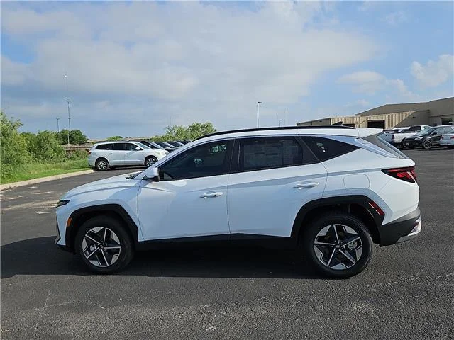 New 2026 Creamy White Pearl Hyundai SEL image 2