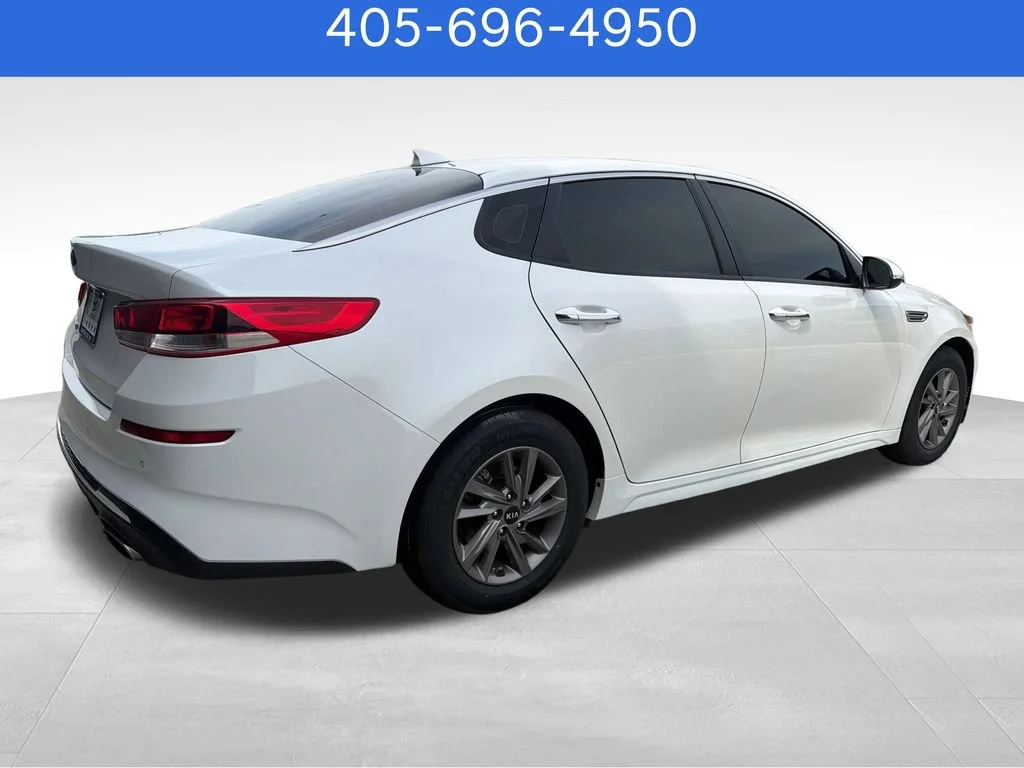 Pre-Owned 2020 Kia Optima LX