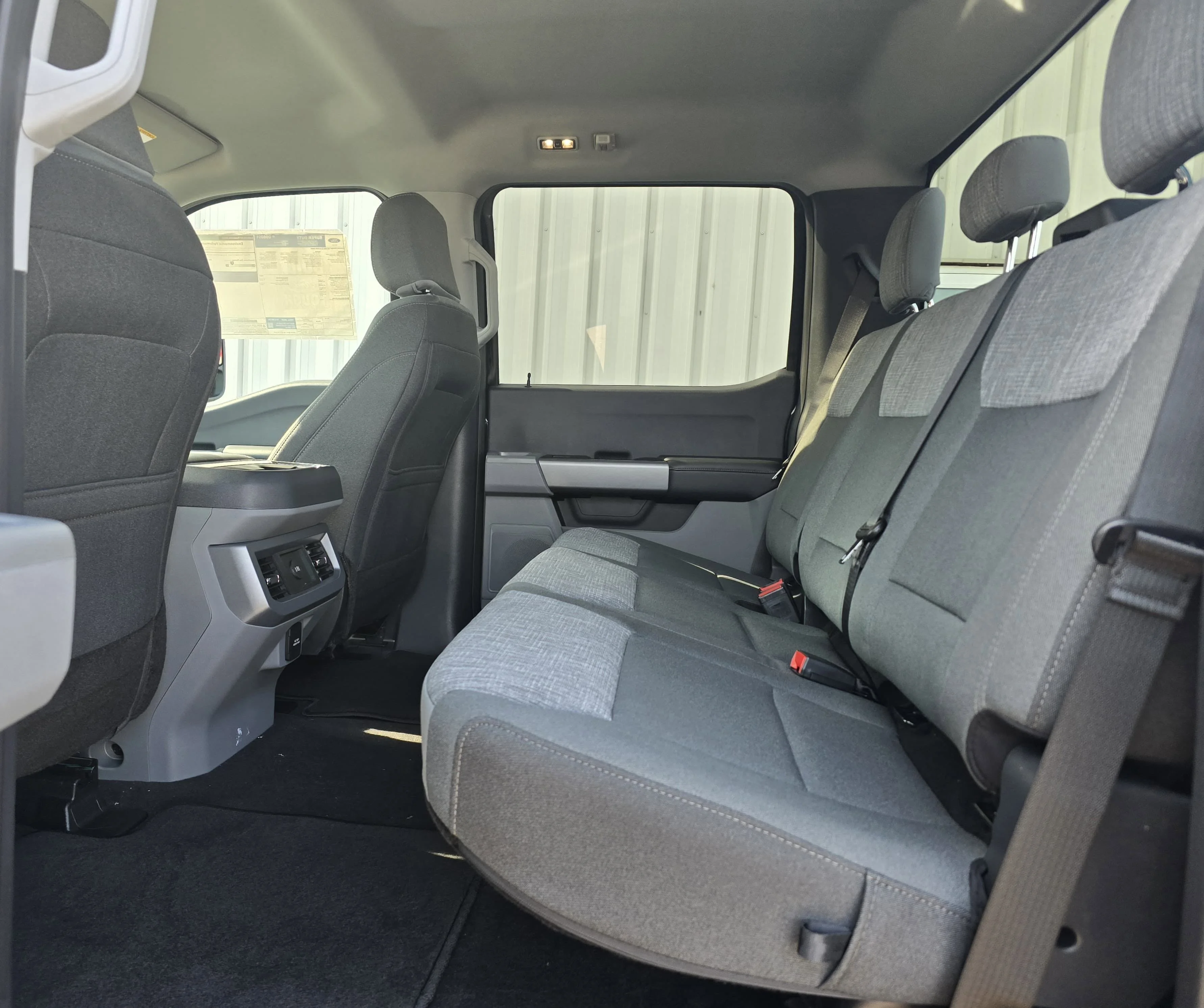 2025 Ford F-350 Super Duty XLT - Photo 16