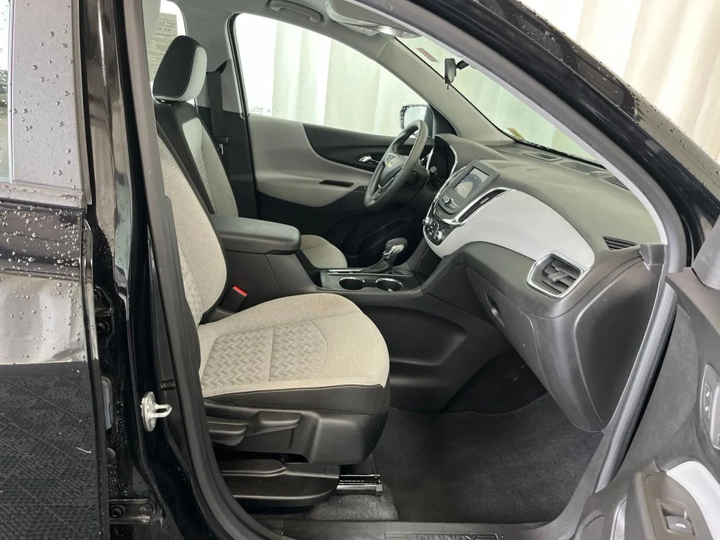 Used 2023 Black Chevrolet LS image 18