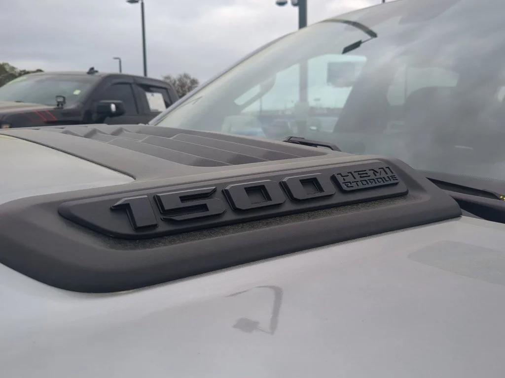 Used 2022 Billet Silver Metallic Clearcoat Ram Laramie image 30