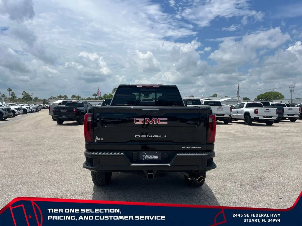 Used 2026 Onyx Black GMC Denali image 6