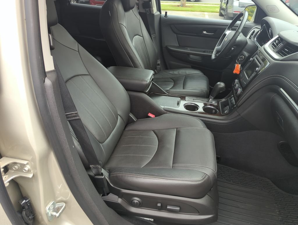 Used 2016 Gold Chevrolet LTZ image 39