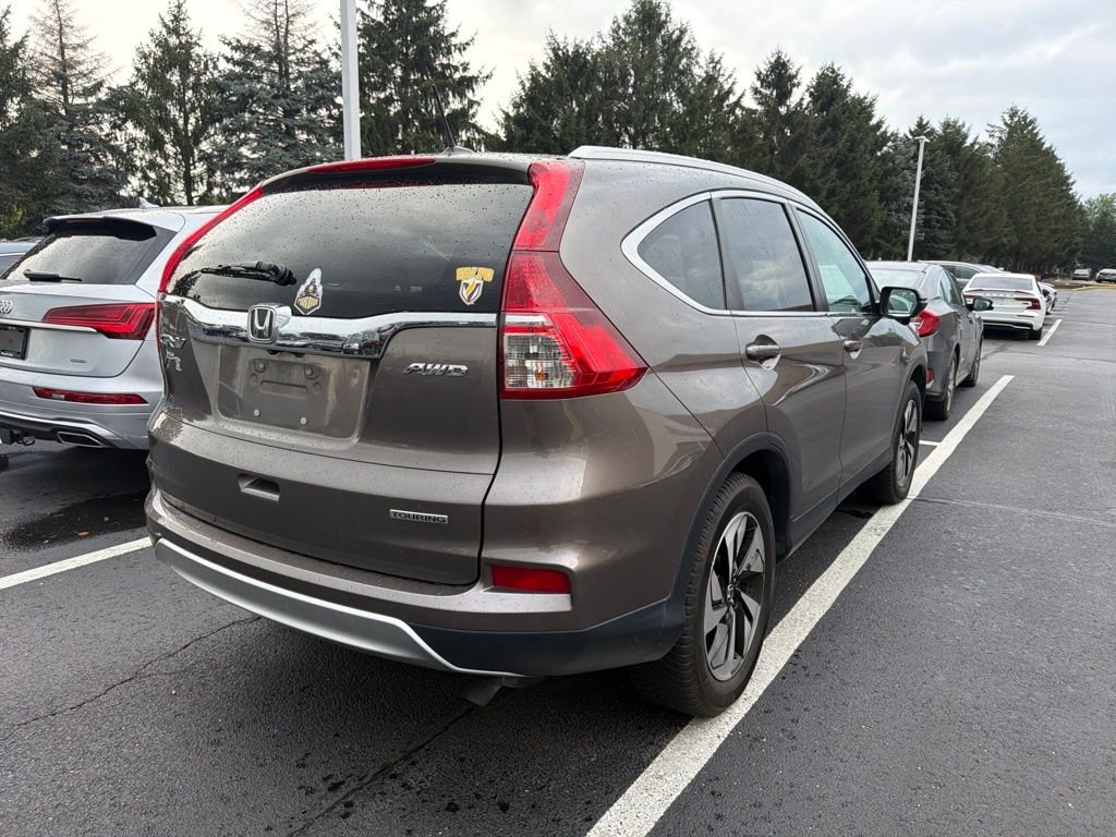 Used 2016 Urban Titanium Metallic Honda Touring image 3