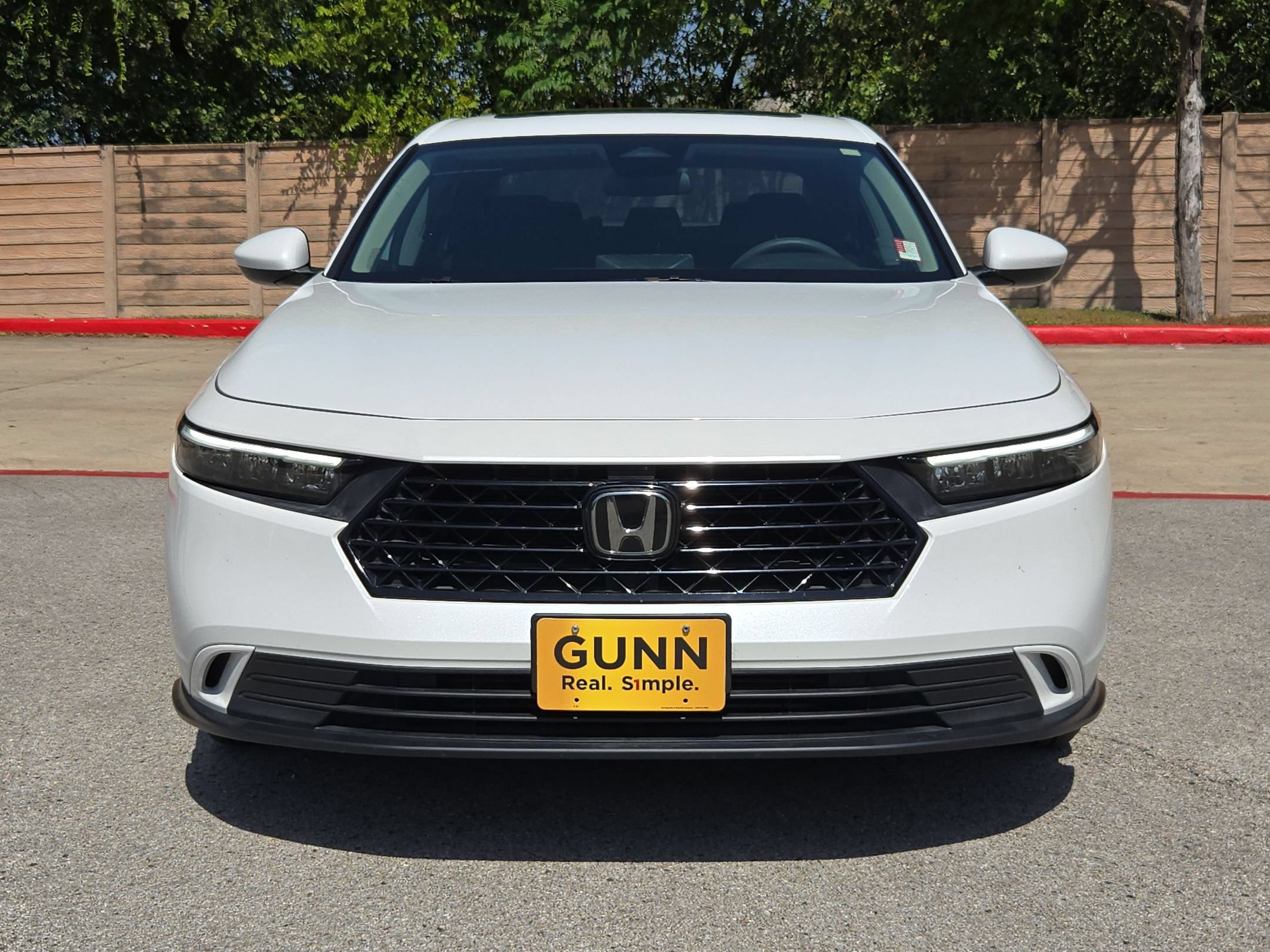Used 2024 Platinum White Pearl Honda EX image 8