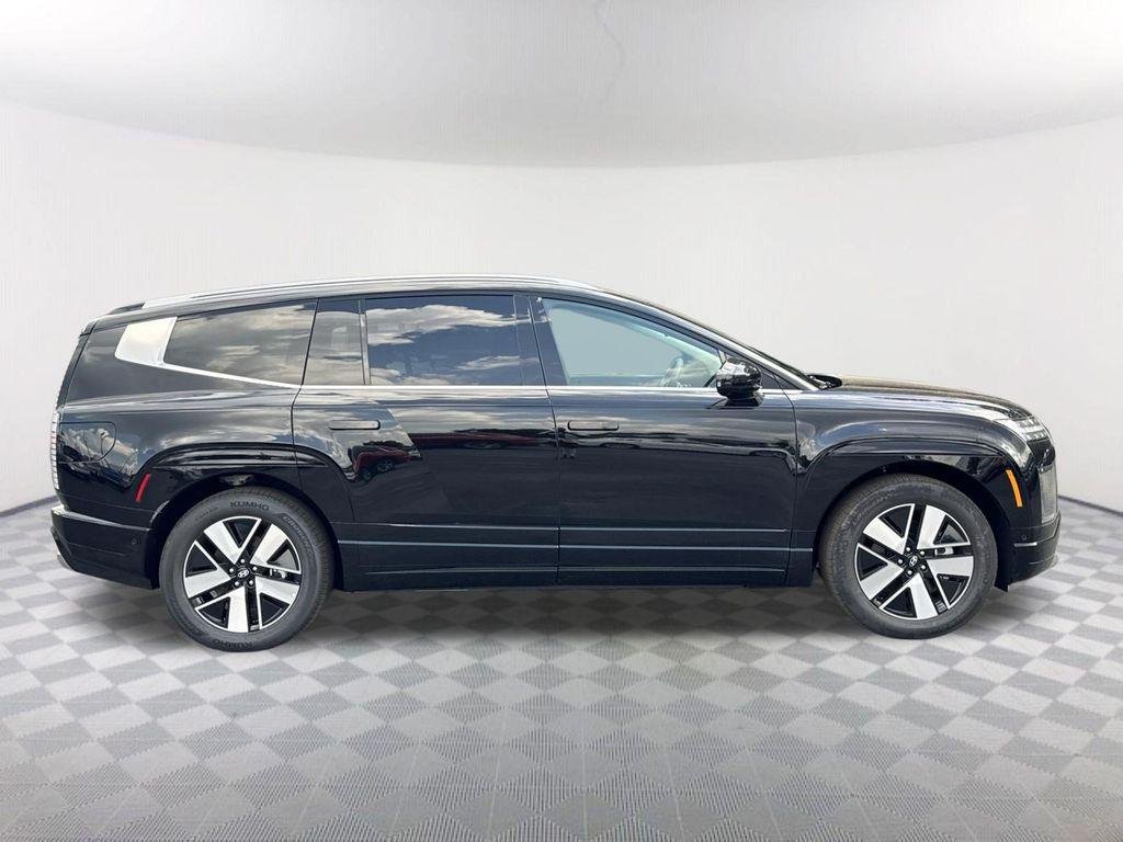 New 2026 Black Hyundai SEL image 6