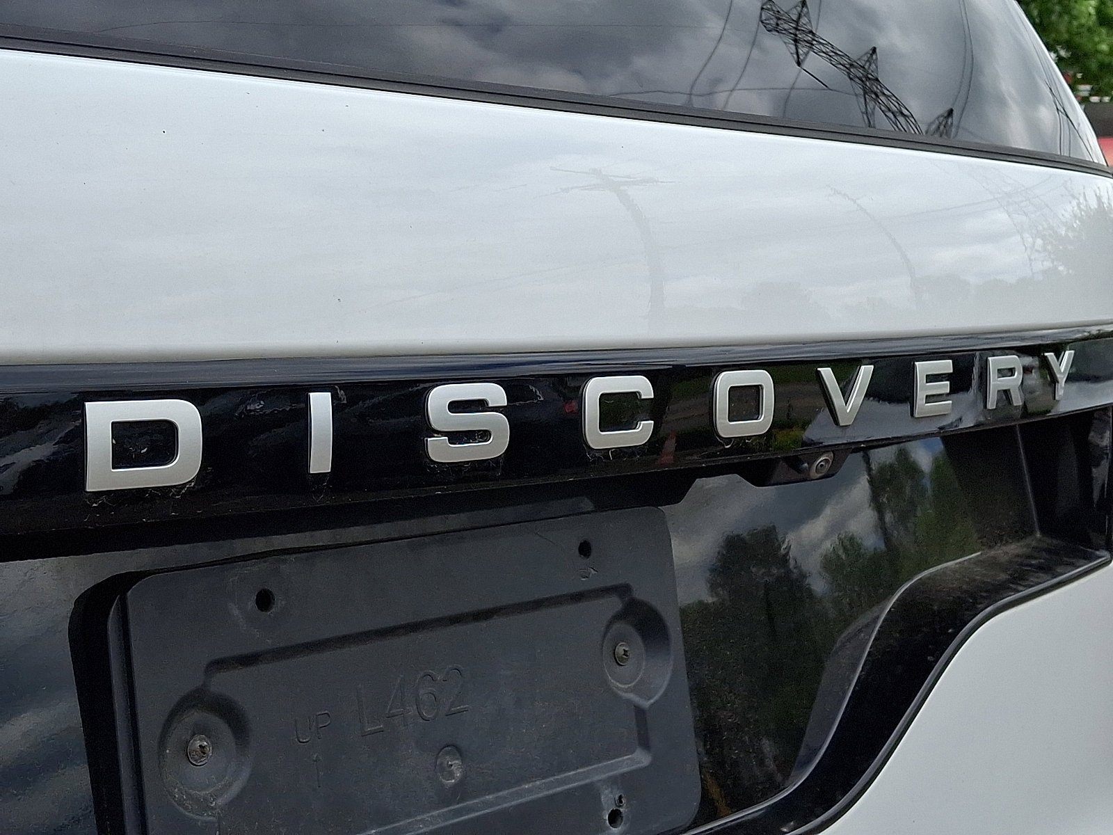 Used 2024 White Land Rover S image 32