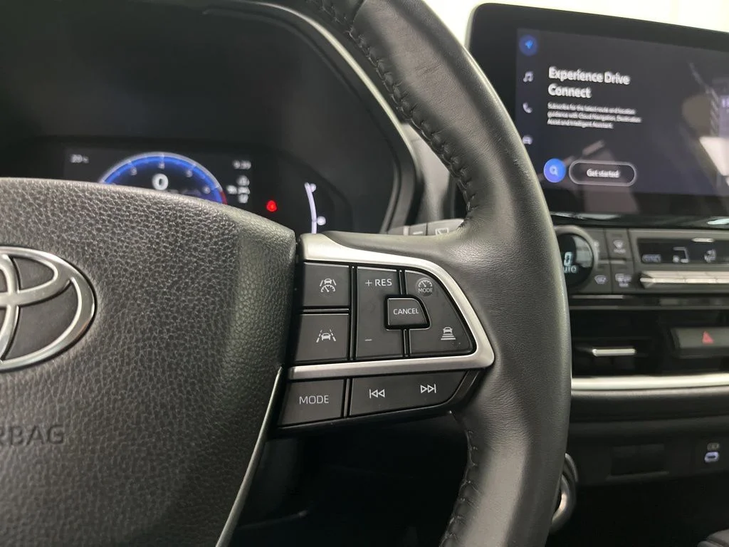 Used 2024 White Toyota XLE image 7