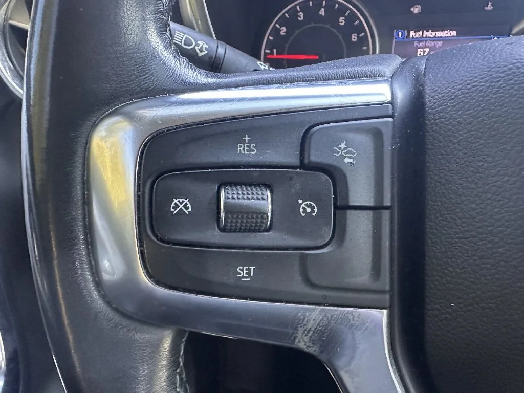 Used 2022 Blue Chevrolet LT image 17